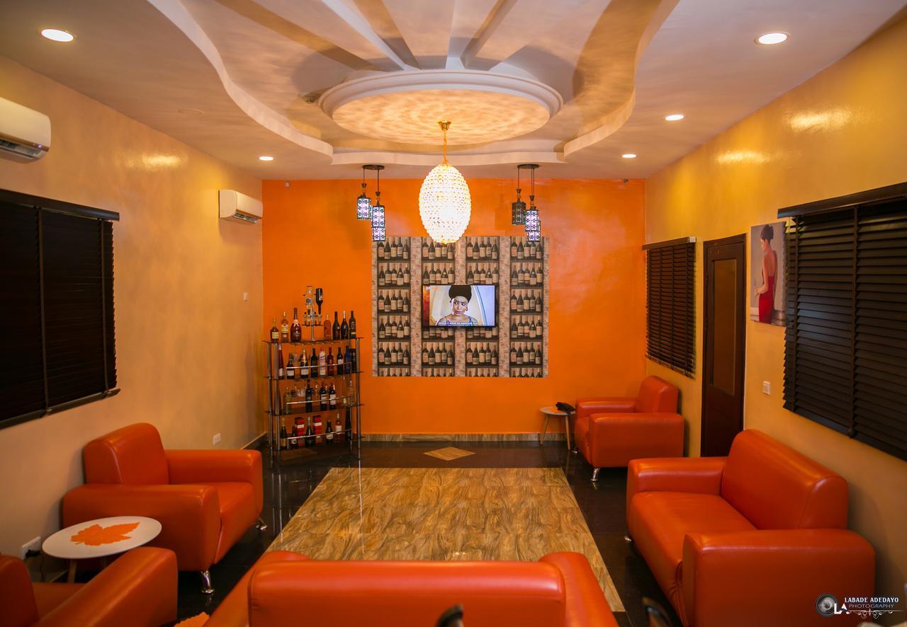 Fawzy Hotel 伊巴丹 外观 照片